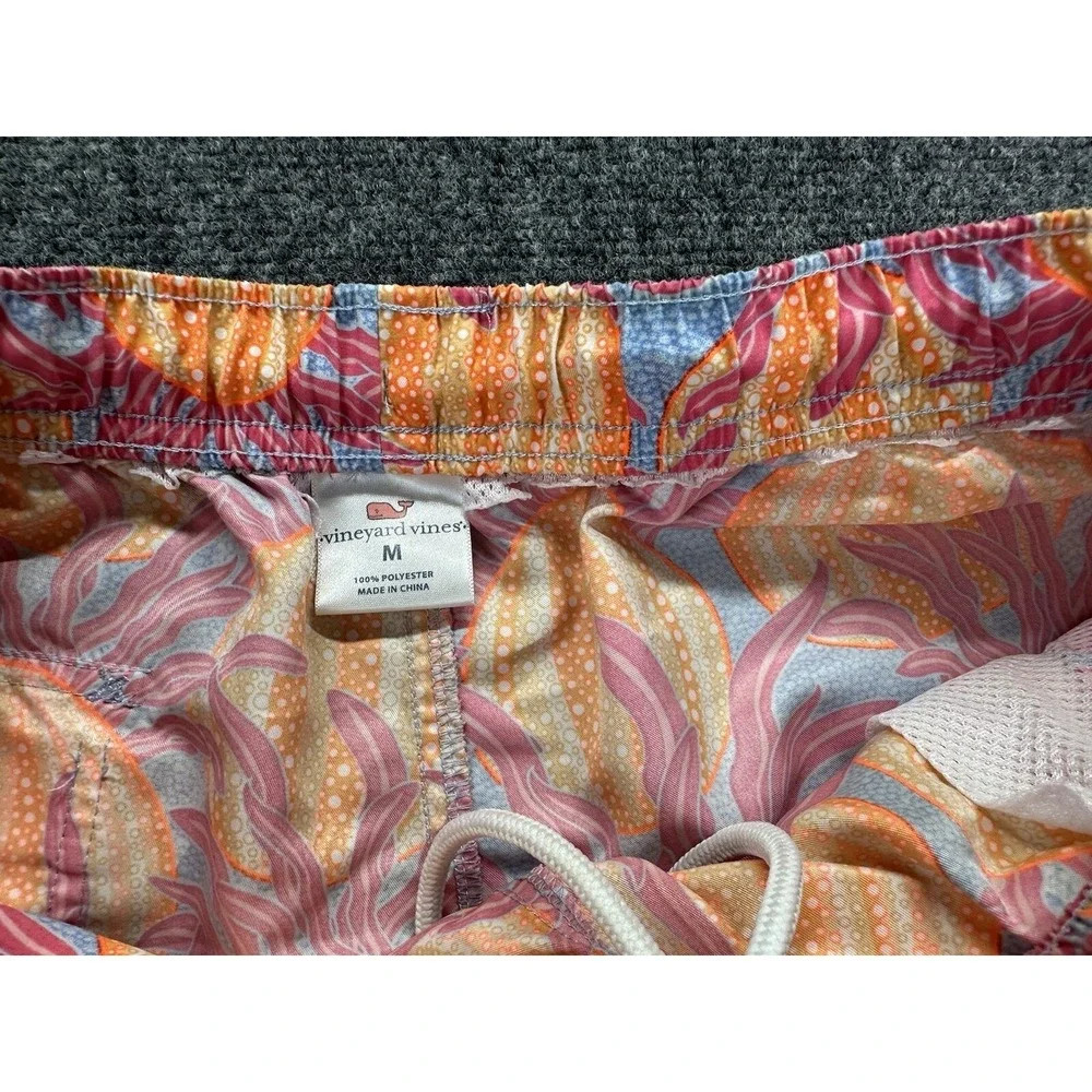 Vineyard Vines Mens Swim Trunks Shorts Medium Colorful Orange Pink Graphic Ocean